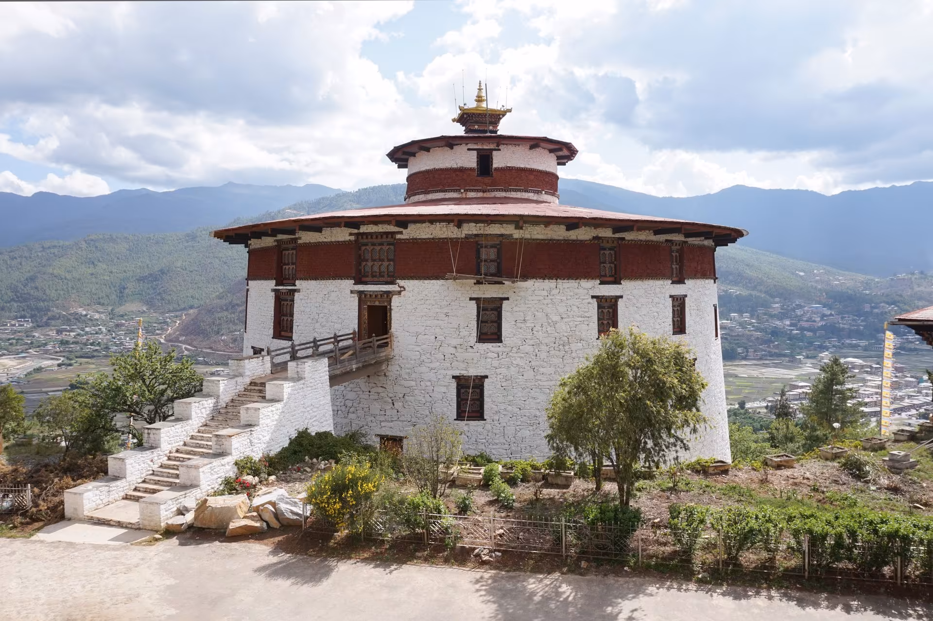 The National Museum of Bhutan and the steps up to it