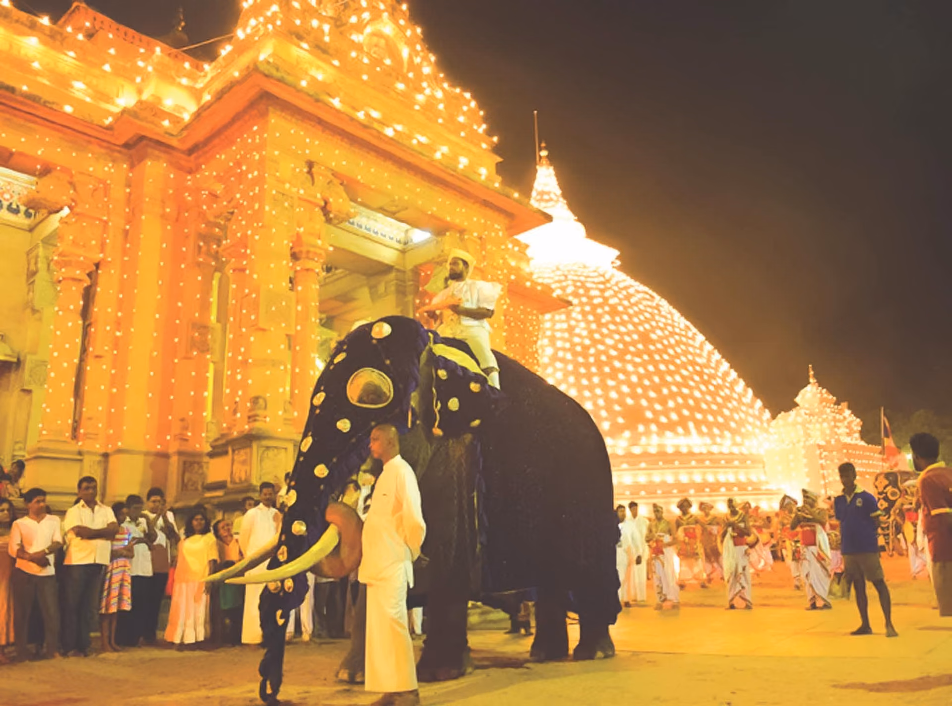 Duruthu Perahera (Kelaniya)